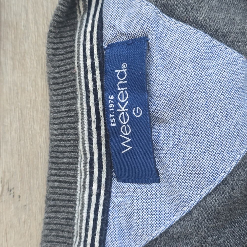 Sweater - Picture 5 of 7